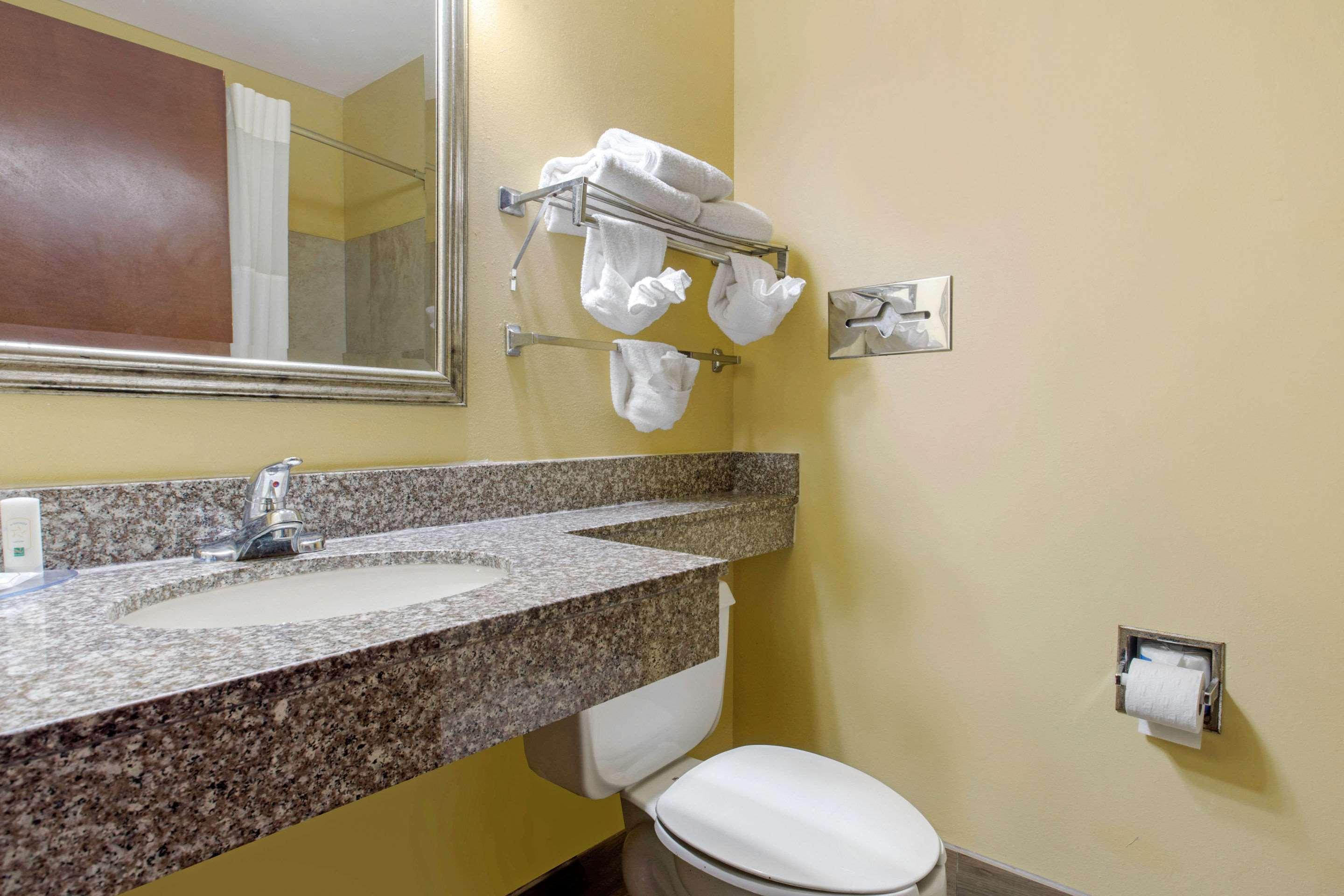Quality Inn Вільямстон Екстер'єр фото