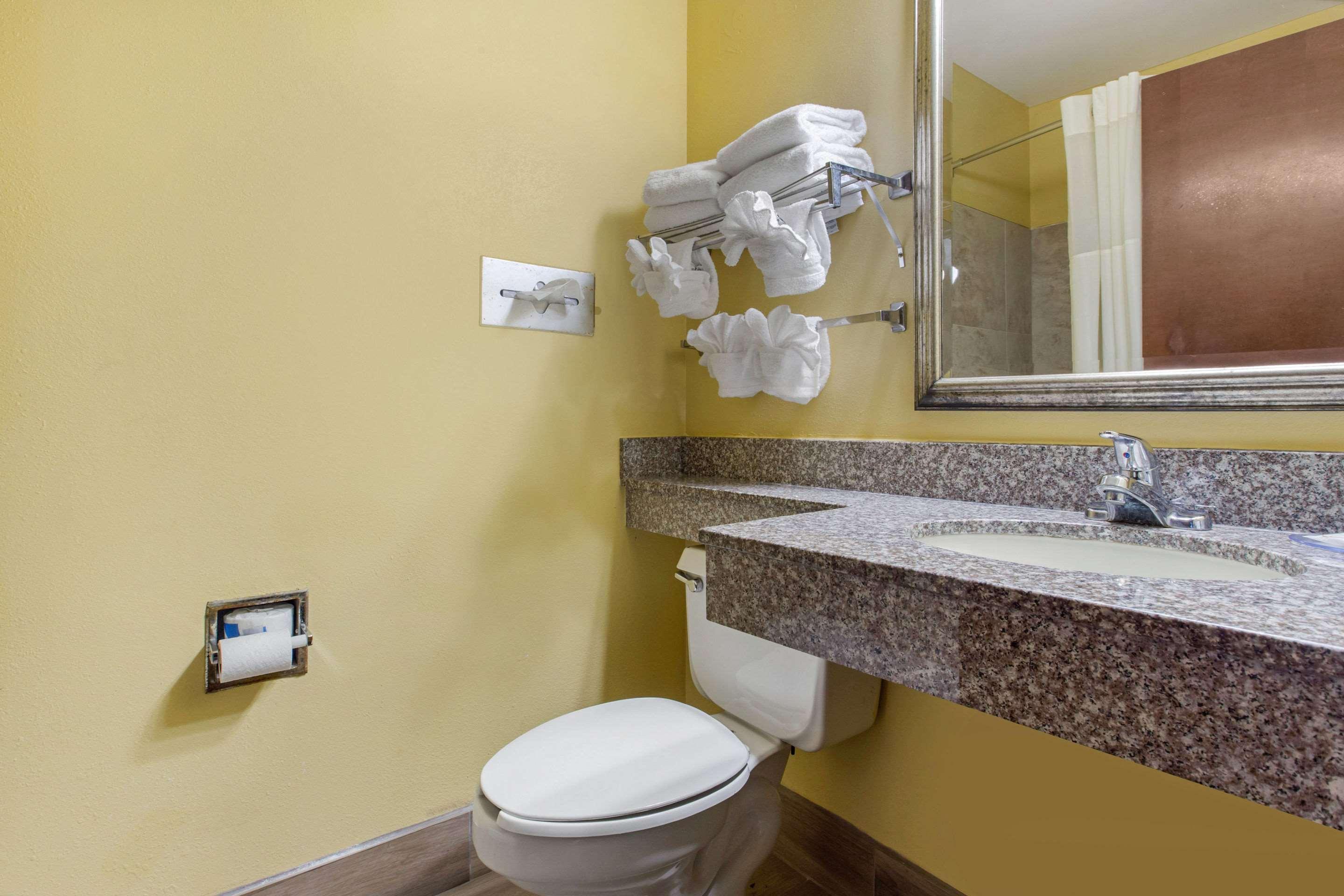 Quality Inn Вільямстон Екстер'єр фото